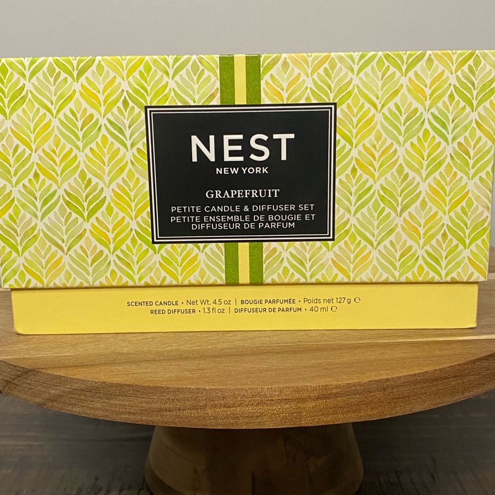 NEST New York Grapefruit Petite Candle & Reed Diffuser Set New
